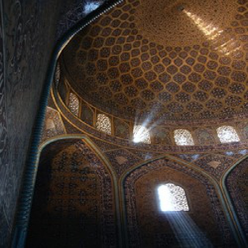 دانلود فایل پاورپوینت  نقش نور در مسجد شیخ لطف الله