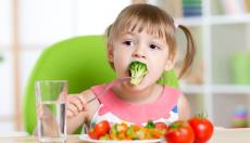 پاورپوینت نقش تغذیه درپیشگیری و کنترل چاقی کودکان