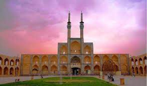  تحلیل و بررسی مسجد امیر چخماق یزد