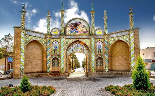  چشم اندازی بر استان سمنان (گروه گردشگری و جغرافیا)